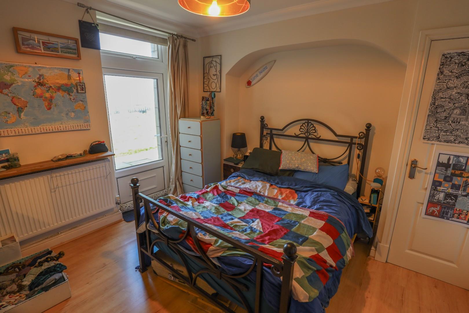 9 Y Graig, Craig Yr Eos Road, Ogmore By Sea, Vale Of Glamorgan, CF32 0QN